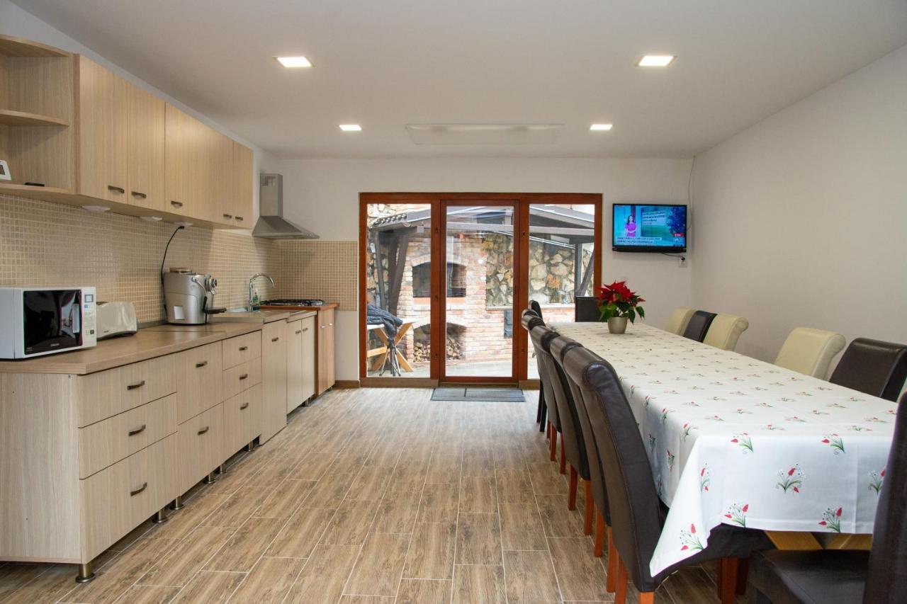 Guest house Casa Dintre Brazi *